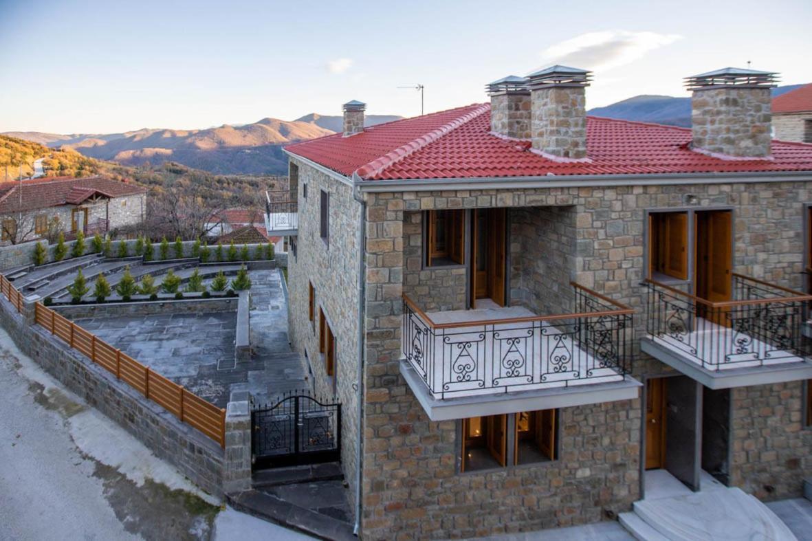 Rentinia Inn Rentina Bagian luar foto