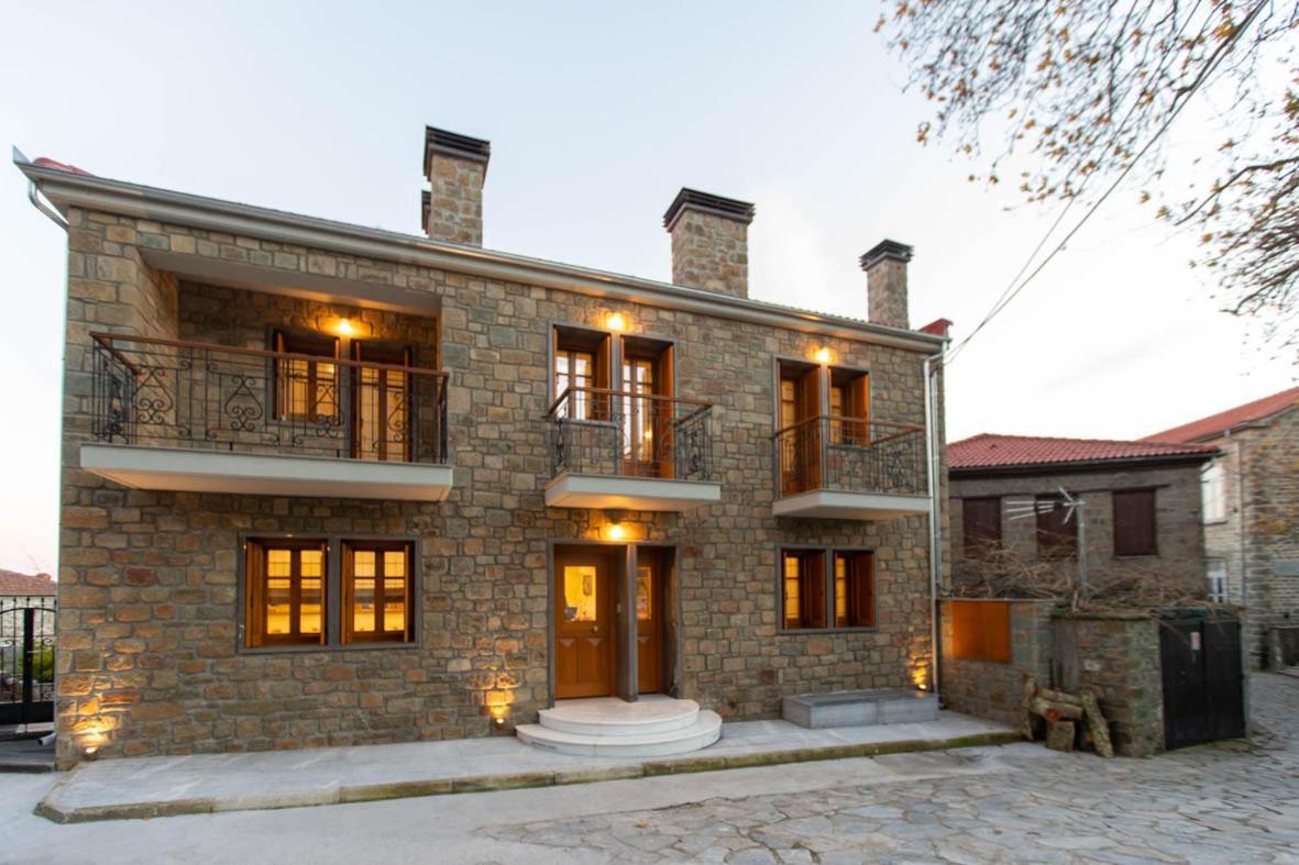 Rentinia Inn Rentina Bagian luar foto