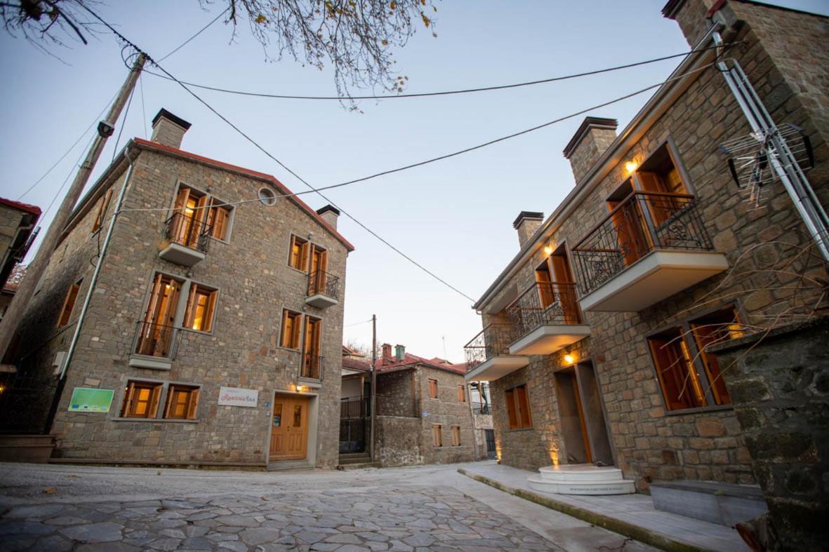 Rentinia Inn Rentina Bagian luar foto