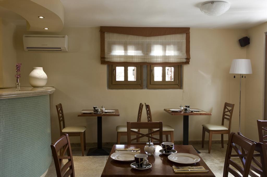 Rentinia Inn Rentina Bagian luar foto